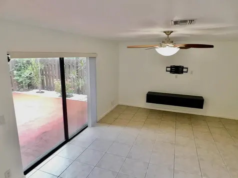 4155 Turnberry Circle Lake Worth FL 33467
