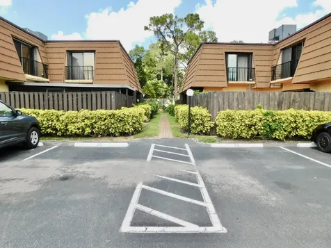 4155 Turnberry Circle Lake Worth FL 33467