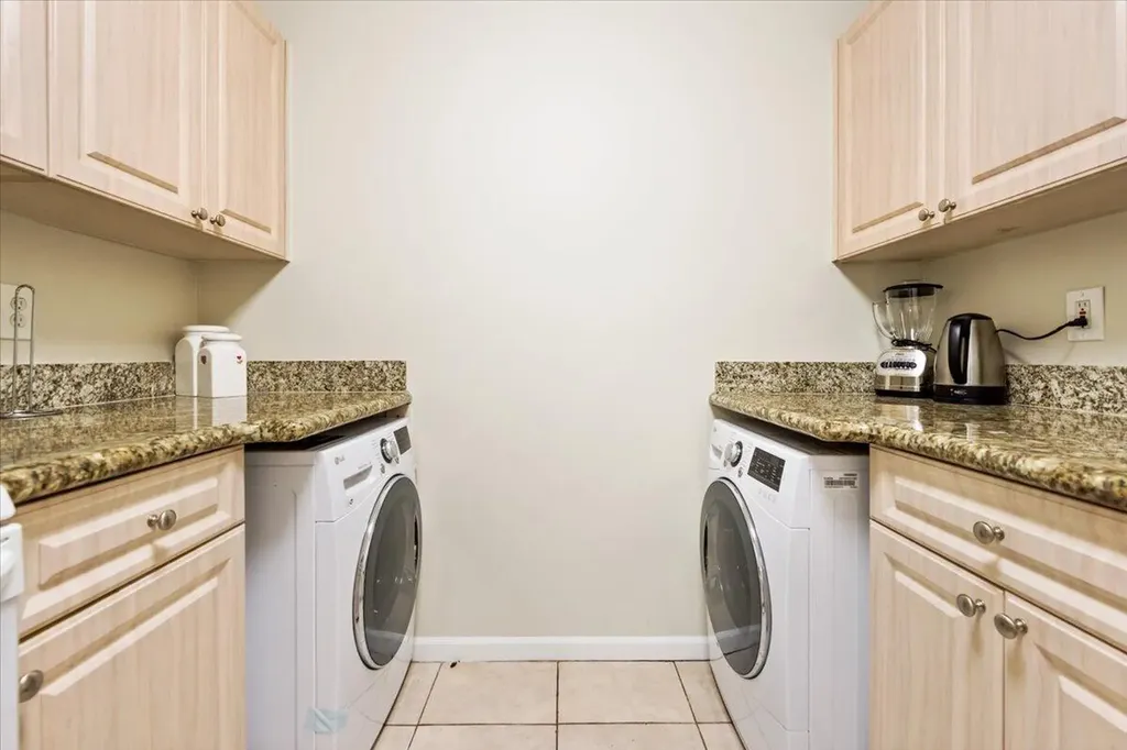2060 Greenview Shores Boulevard Wellington FL 33414