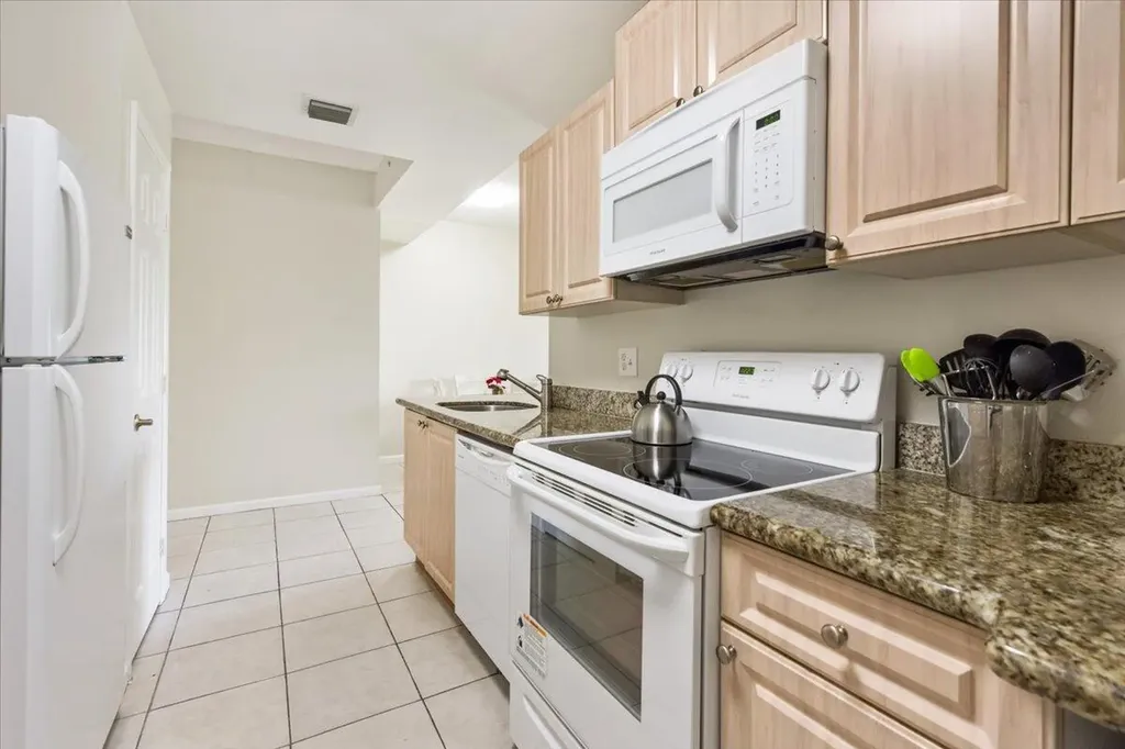2060 Greenview Shores Boulevard Wellington FL 33414