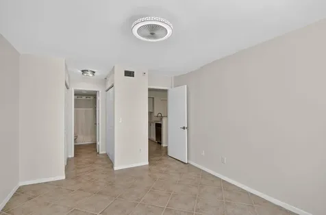 107 Yacht Club Way Hypoluxo FL 33462