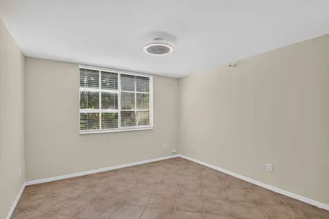 107 Yacht Club Way Hypoluxo FL 33462