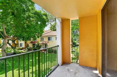 107 Yacht Club Way Hypoluxo FL 33462