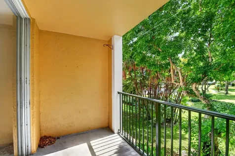 107 Yacht Club Way Hypoluxo FL 33462