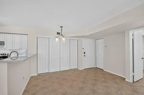 107 Yacht Club Way Hypoluxo FL 33462