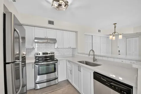 107 Yacht Club Way Hypoluxo FL 33462