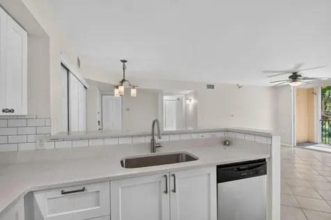 107 Yacht Club Way Hypoluxo FL 33462