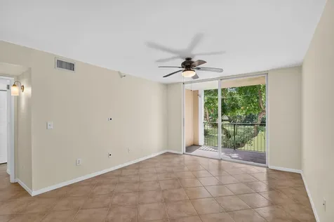107 Yacht Club Way Hypoluxo FL 33462