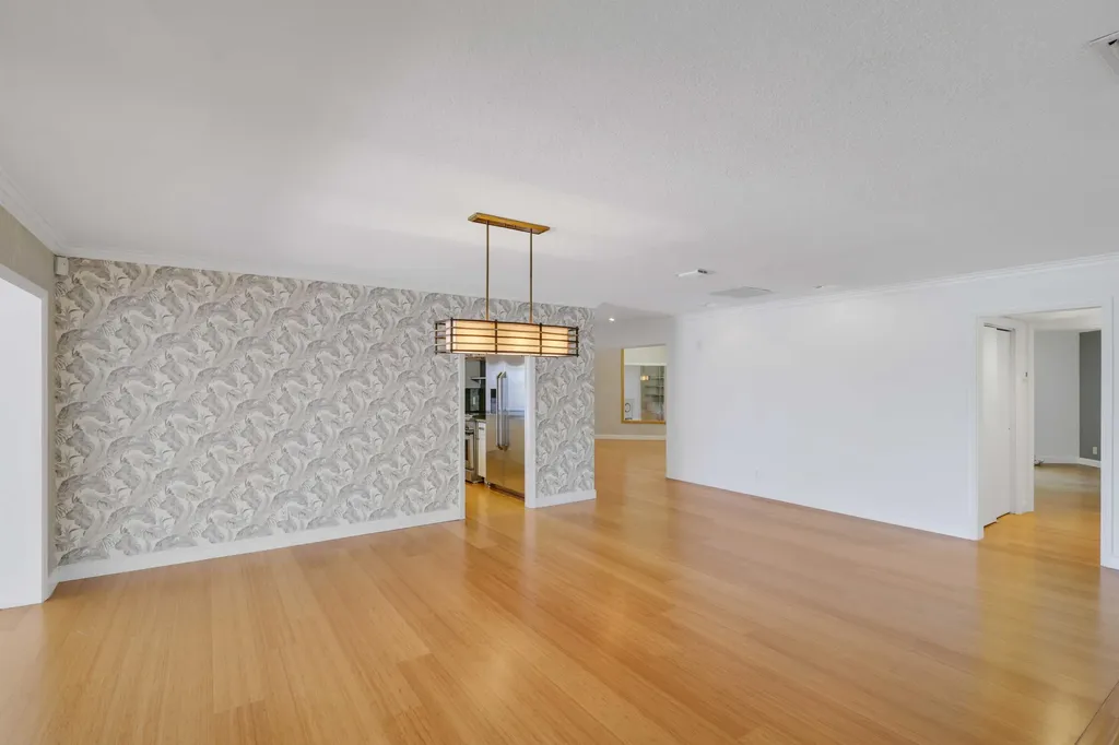 2204 Notre Dame Drive Lake Worth Beach FL 33460