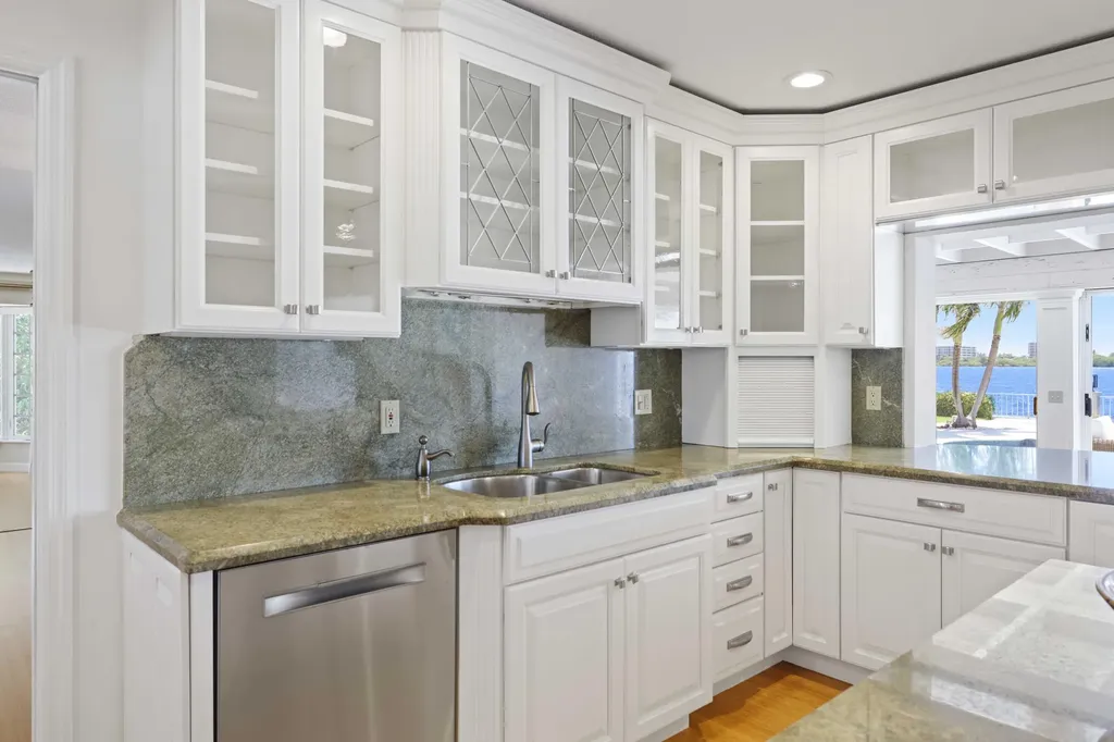 2204 Notre Dame Drive Lake Worth Beach FL 33460