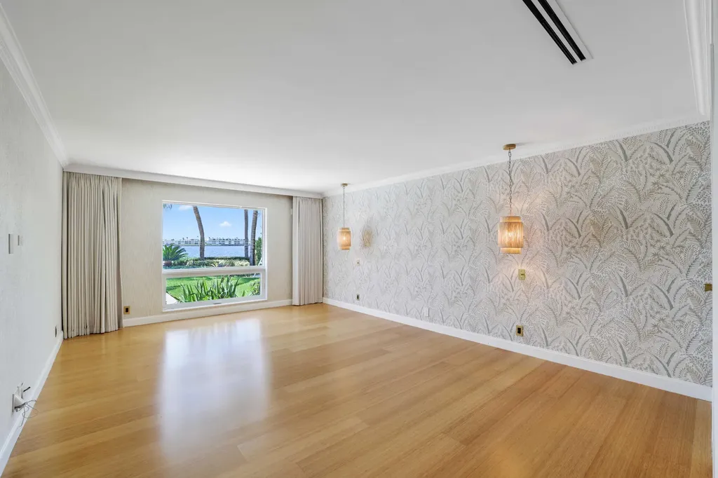 2204 Notre Dame Drive Lake Worth Beach FL 33460