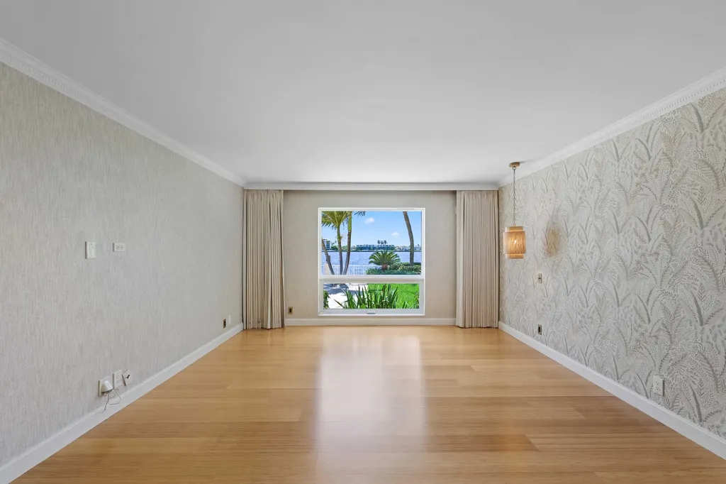 2204 Notre Dame Drive Lake Worth Beach FL 33460