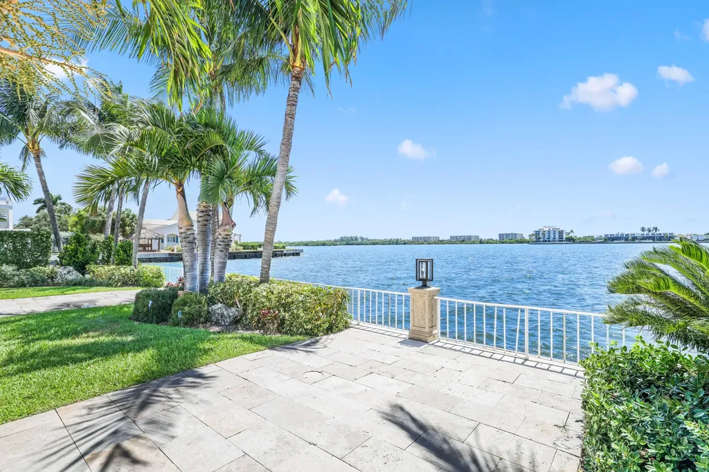 2204 Notre Dame Drive Lake Worth Beach FL 33460