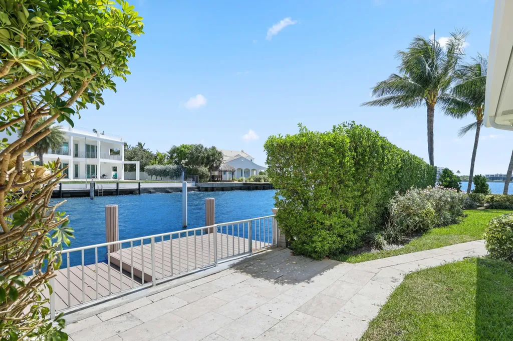 2204 Notre Dame Drive Lake Worth Beach FL 33460
