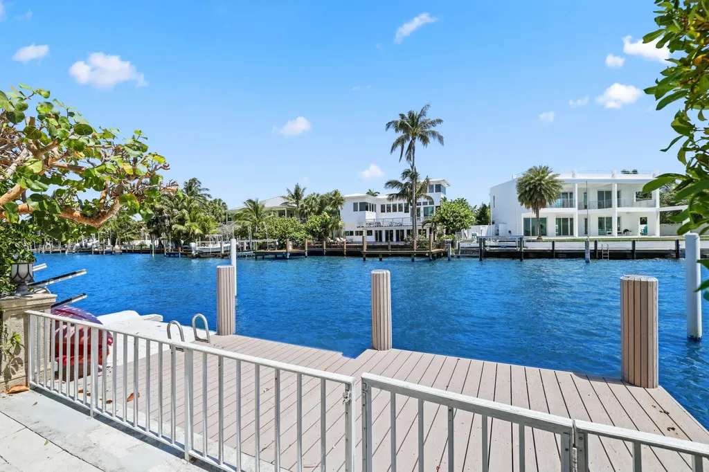 2204 Notre Dame Drive Lake Worth Beach FL 33460