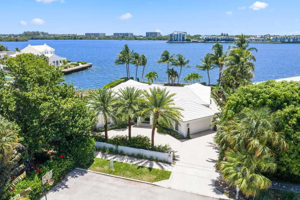 2204 Notre Dame Drive Lake Worth Beach FL 33460