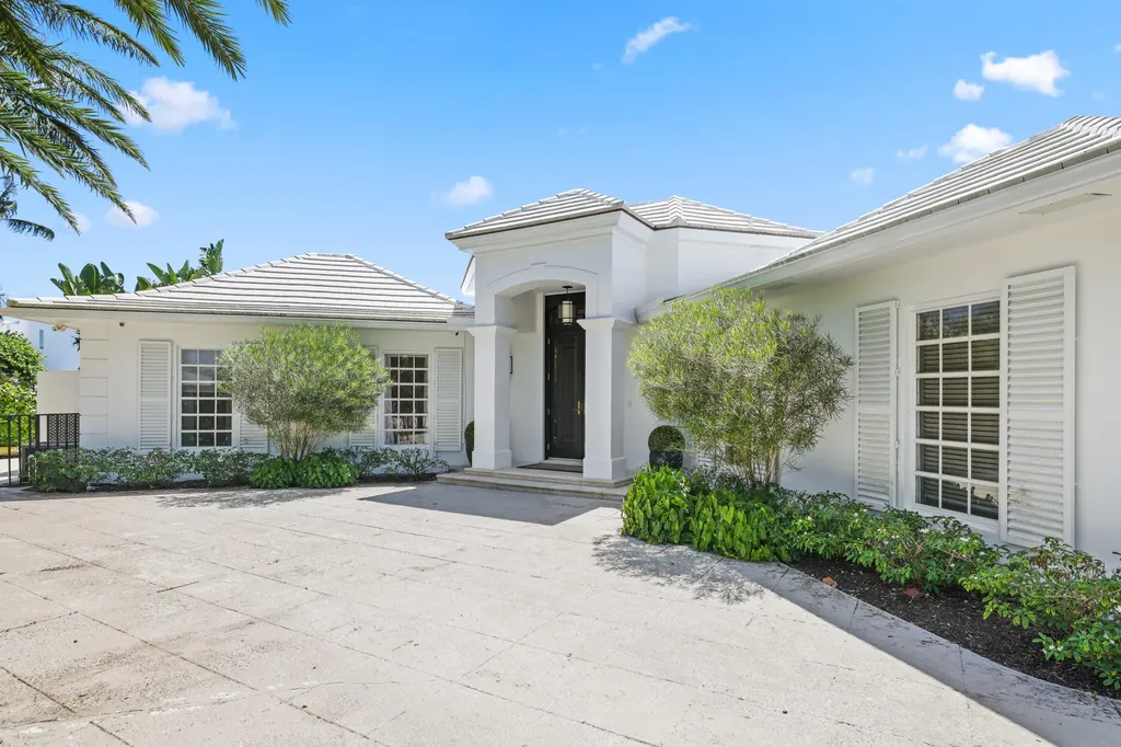 2204 Notre Dame Drive Lake Worth Beach FL 33460