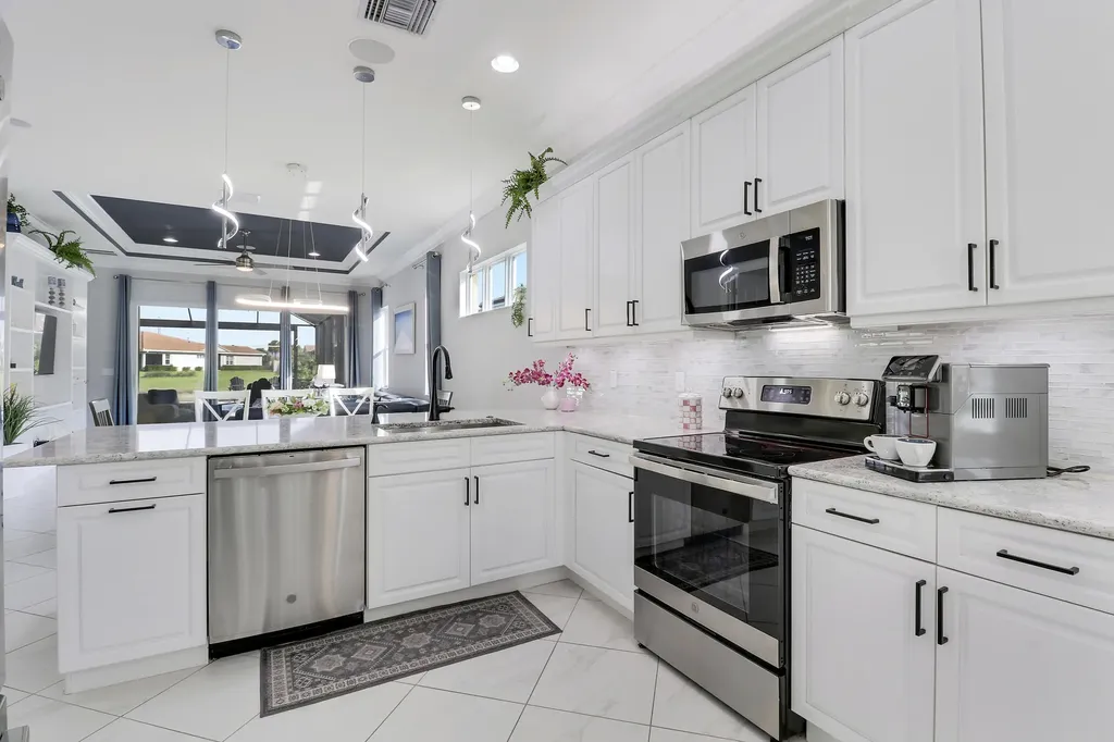 25020 SW Alberti Way Port St Lucie FL 34986