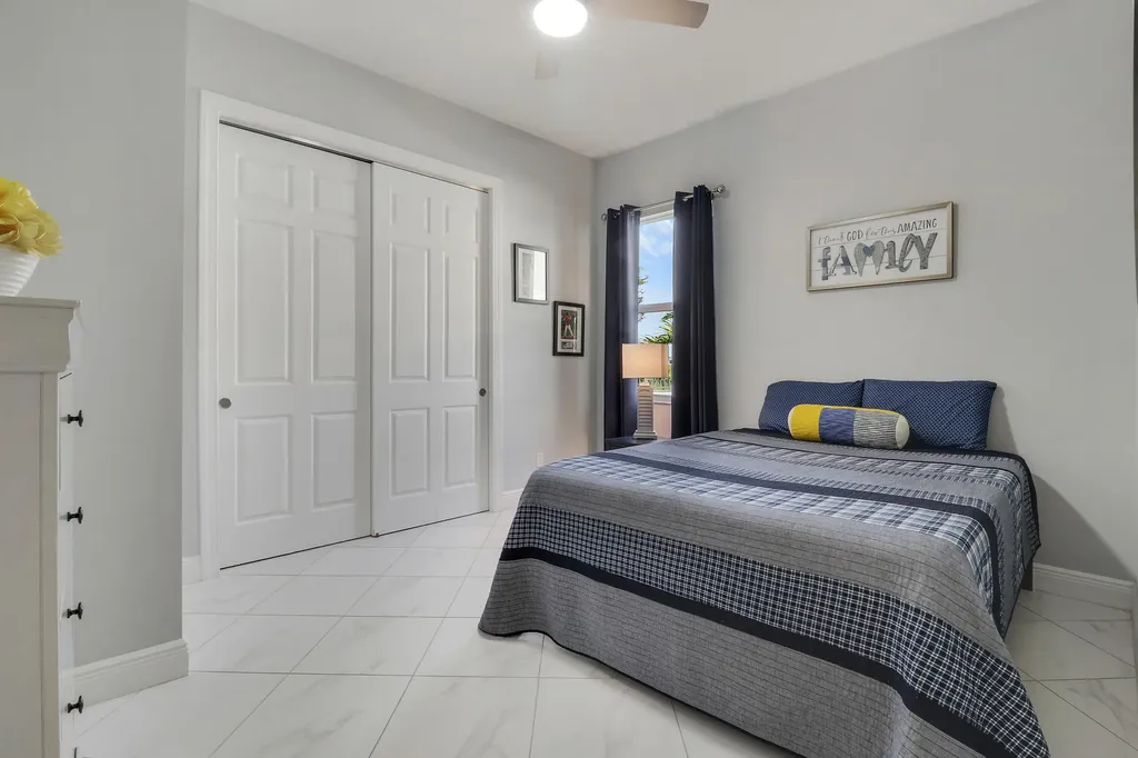 25020 SW Alberti Way Port St Lucie FL 34986
