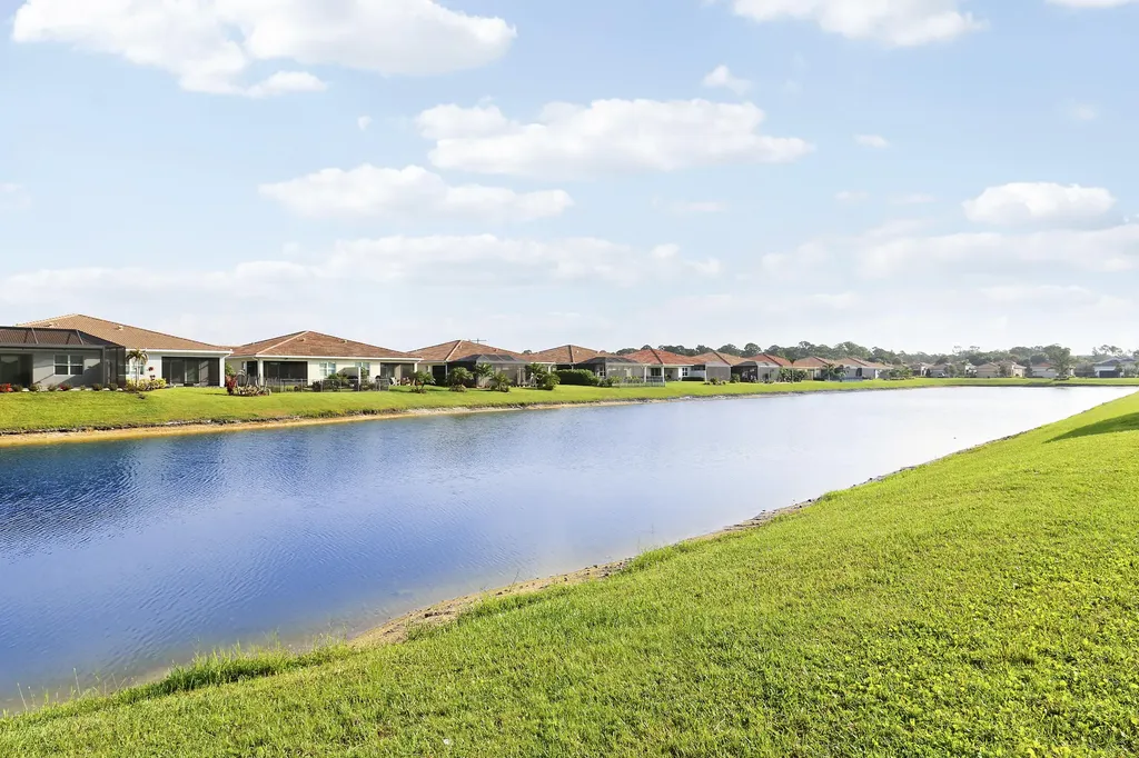 25020 SW Alberti Way Port St Lucie FL 34986