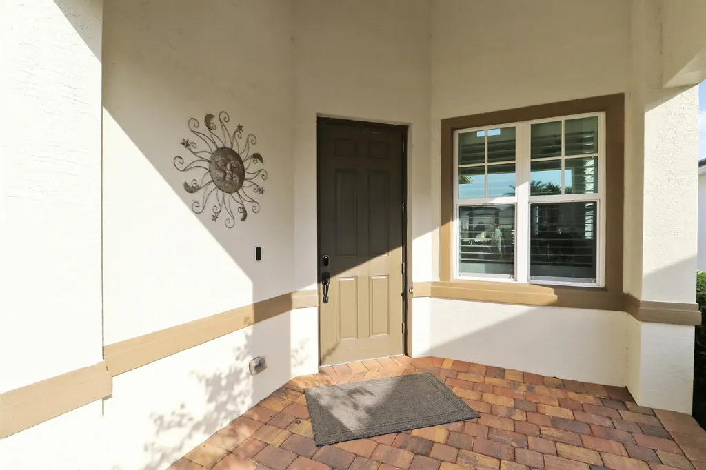 25020 SW Alberti Way Port St Lucie FL 34986