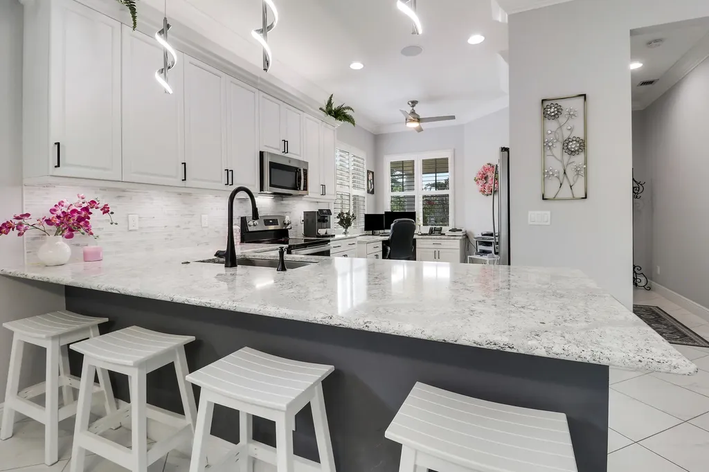 25020 SW Alberti Way Port St Lucie FL 34986