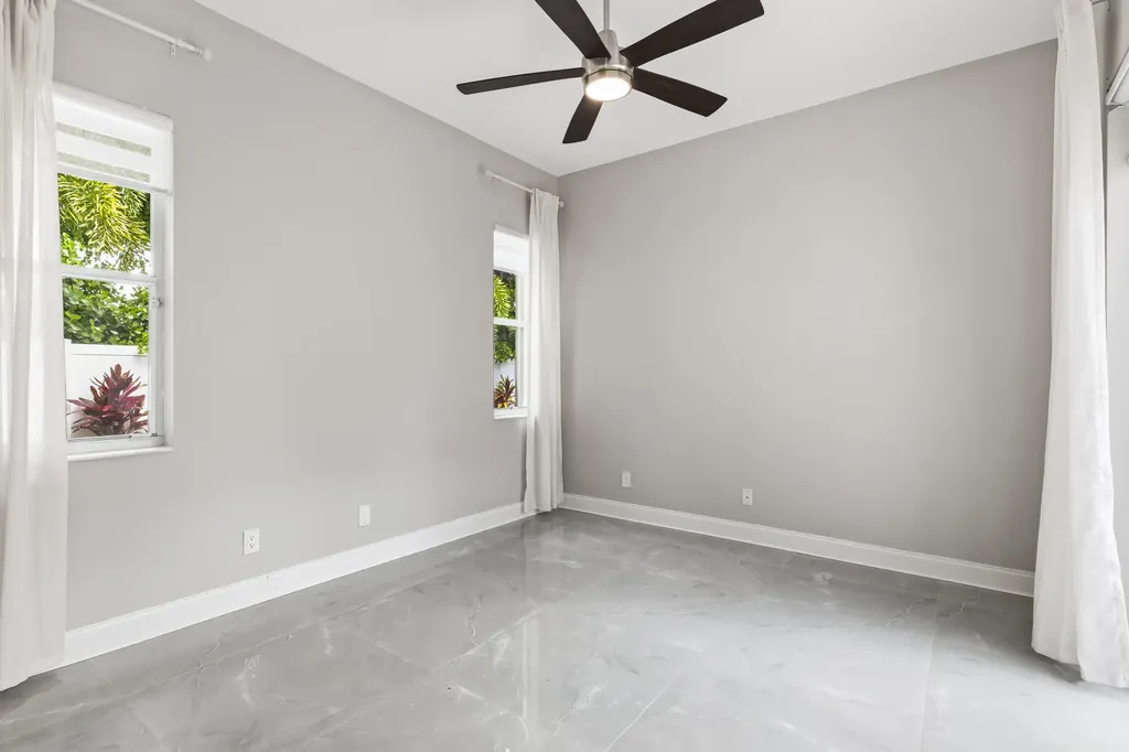 6862 Houlton Circle Lake Worth FL 33467
