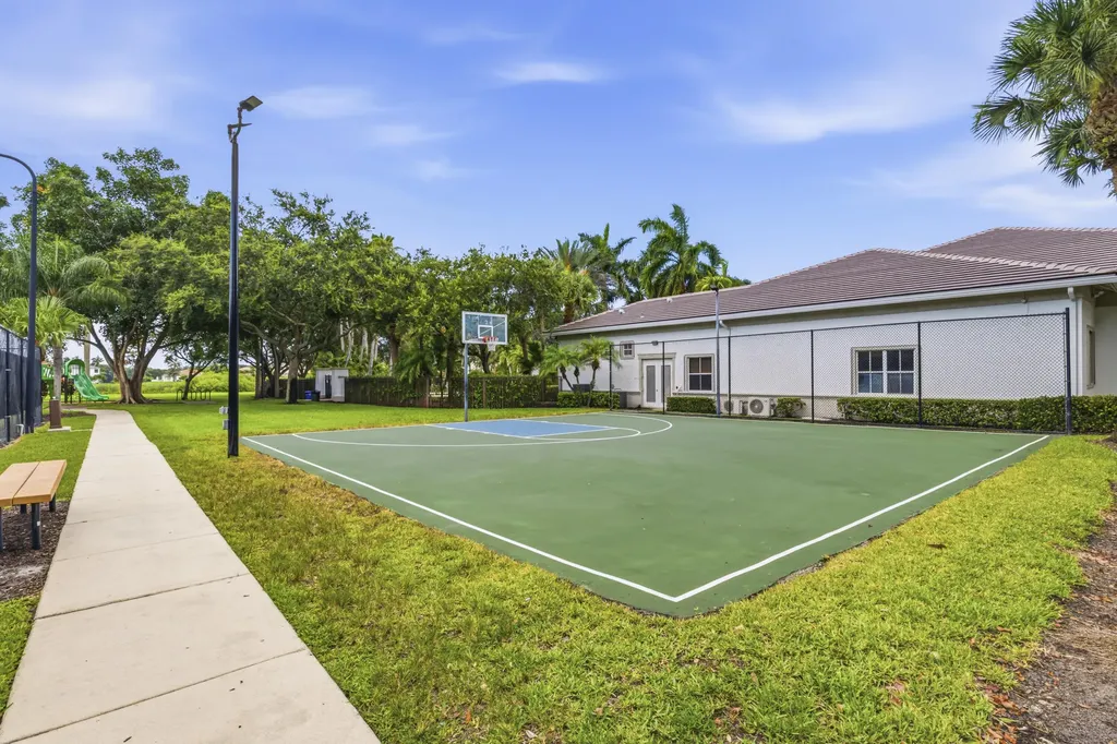 6862 Houlton Circle Lake Worth FL 33467