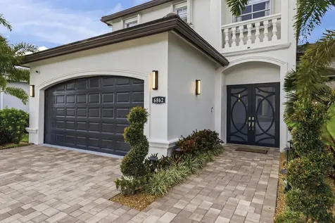 6862 Houlton Circle Lake Worth FL 33467