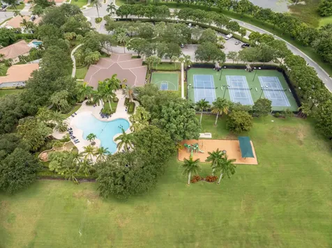 6862 Houlton Circle Lake Worth FL 33467