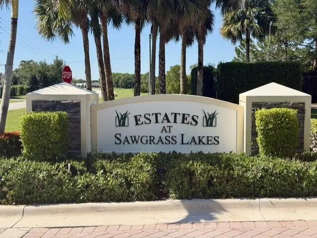 367 SW Vista Lake Drive Port St Lucie FL 34953