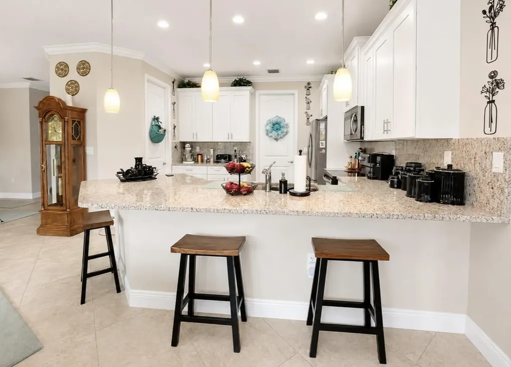 367 SW Vista Lake Drive Port St Lucie FL 34953