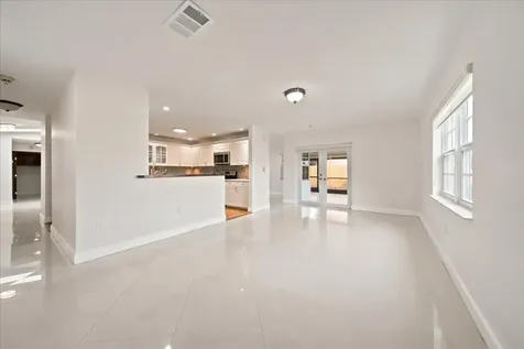 20009 NW 66th Place Hialeah FL 33015