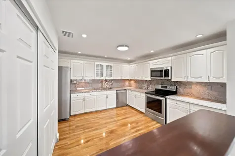 20009 NW 66th Place Hialeah FL 33015