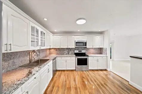 20009 NW 66th Place Hialeah FL 33015