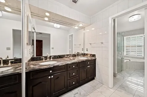 20009 NW 66th Place Hialeah FL 33015