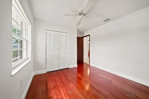 20009 NW 66th Place Hialeah FL 33015