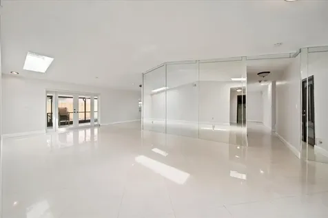 20009 NW 66th Place Hialeah FL 33015