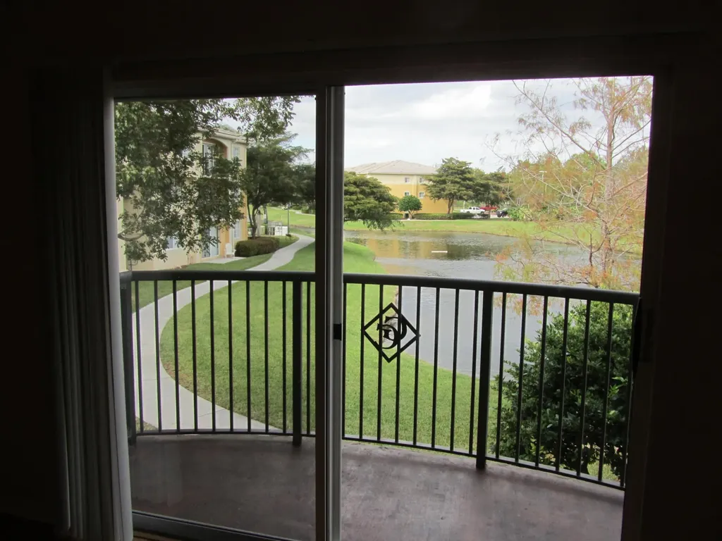 700 S Crestwood Court S Royal Palm Beach FL 33411