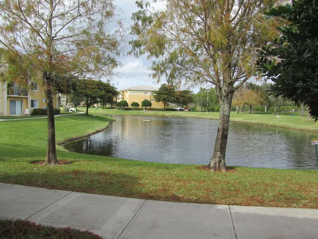 700 S Crestwood Court S Royal Palm Beach FL 33411