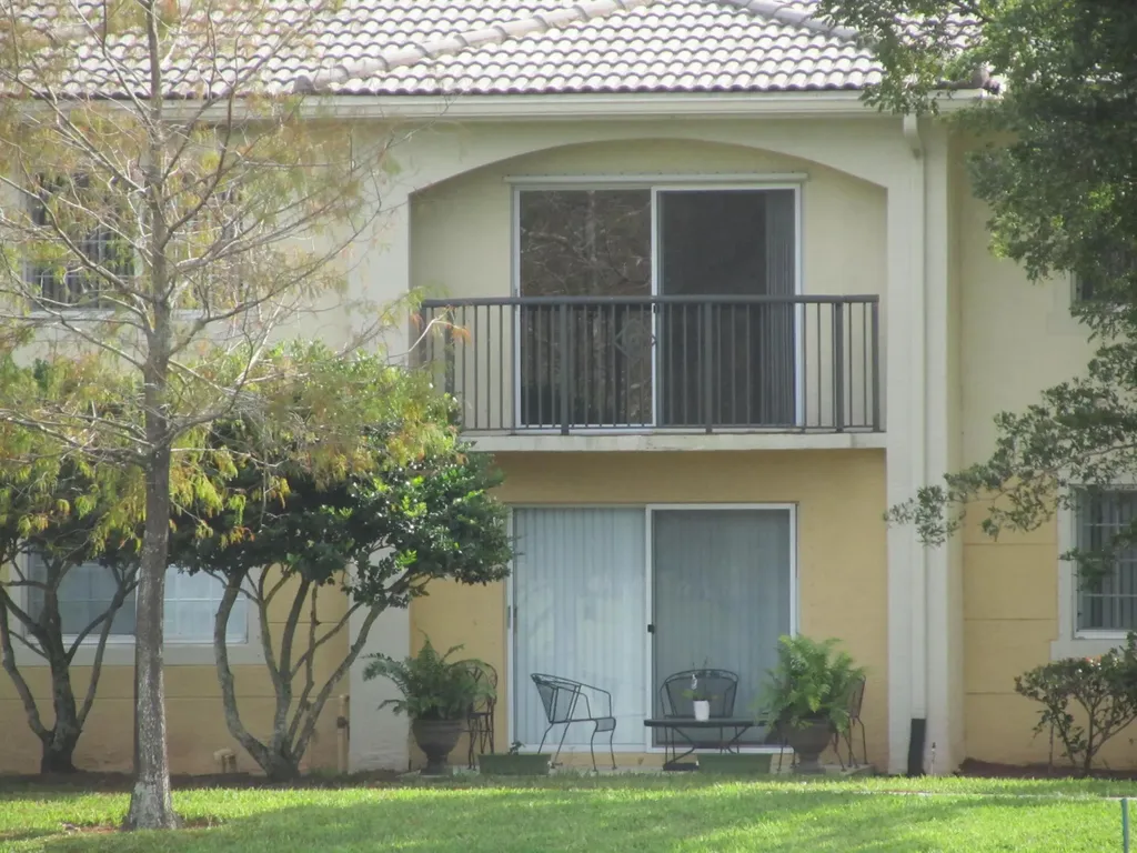 700 S Crestwood Court S Royal Palm Beach FL 33411