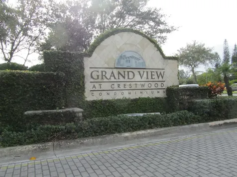 700 S Crestwood Court S Royal Palm Beach FL 33411