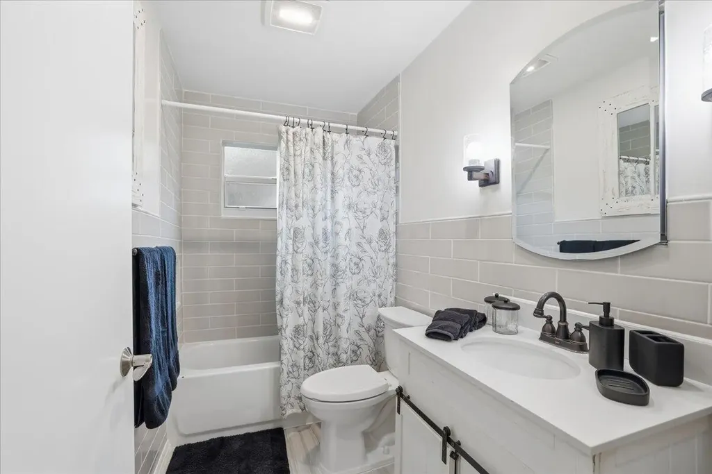 583 NW 12th Terrace Boca Raton FL 33486