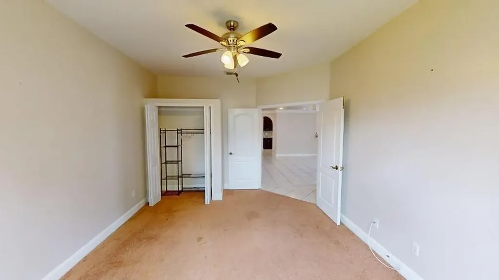 895 SW Lake Charles Circle Port St Lucie FL 34986