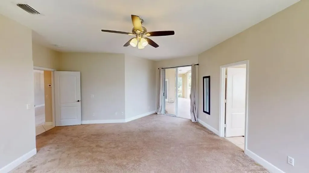 895 SW Lake Charles Circle Port St Lucie FL 34986