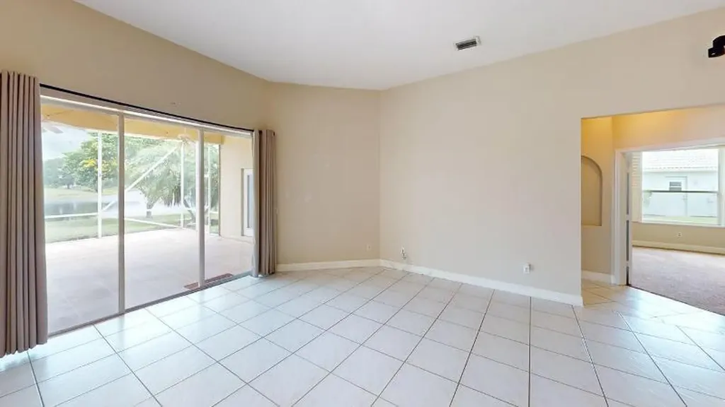 895 SW Lake Charles Circle Port St Lucie FL 34986