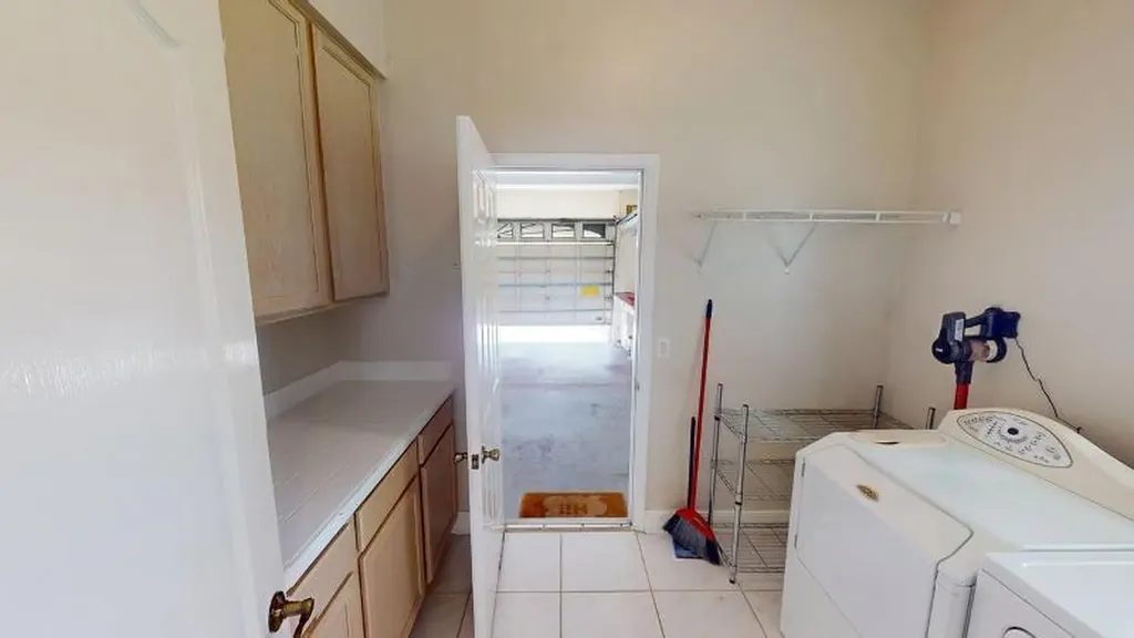 895 SW Lake Charles Circle Port St Lucie FL 34986