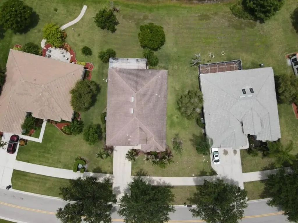 895 SW Lake Charles Circle Port St Lucie FL 34986