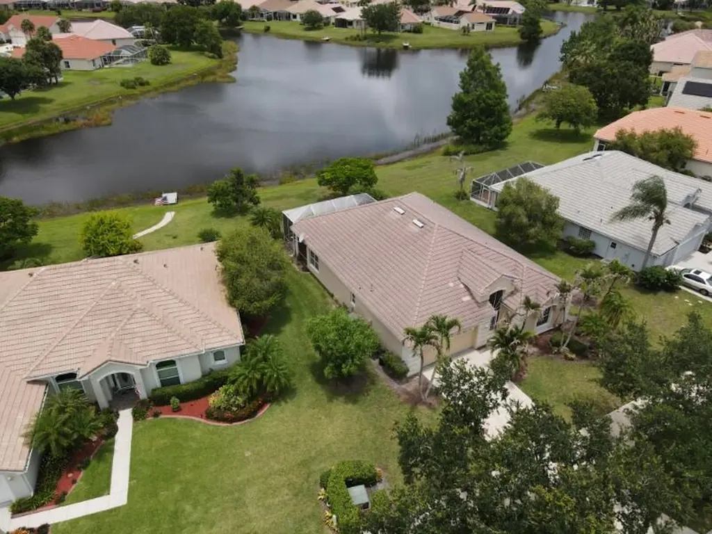 895 SW Lake Charles Circle Port St Lucie FL 34986