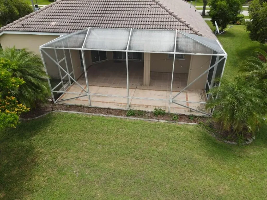 895 SW Lake Charles Circle Port St Lucie FL 34986